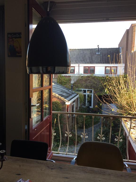 Gastenverblijf Door De Poort Tilburg Exterior foto